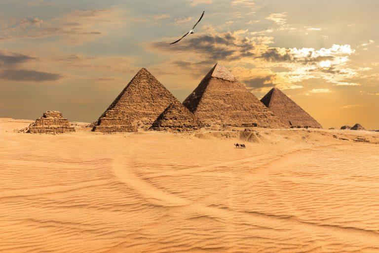 Ganztägiger Ausflug zu den Pyramiden von Kairo ab Sharm El-Sheikh