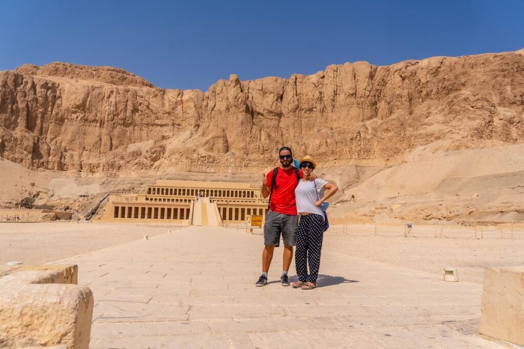 Couple in front of the Temple of Hatshepsut in Luxor
